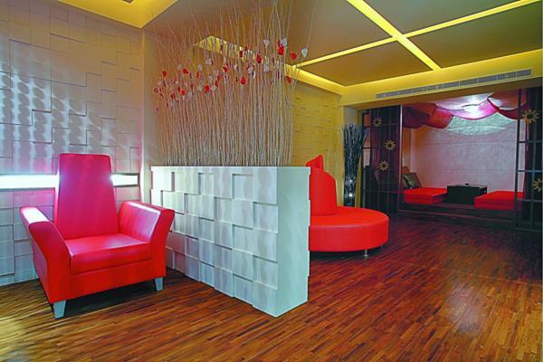 Hip Spa Motel Taichung Buitenkant foto