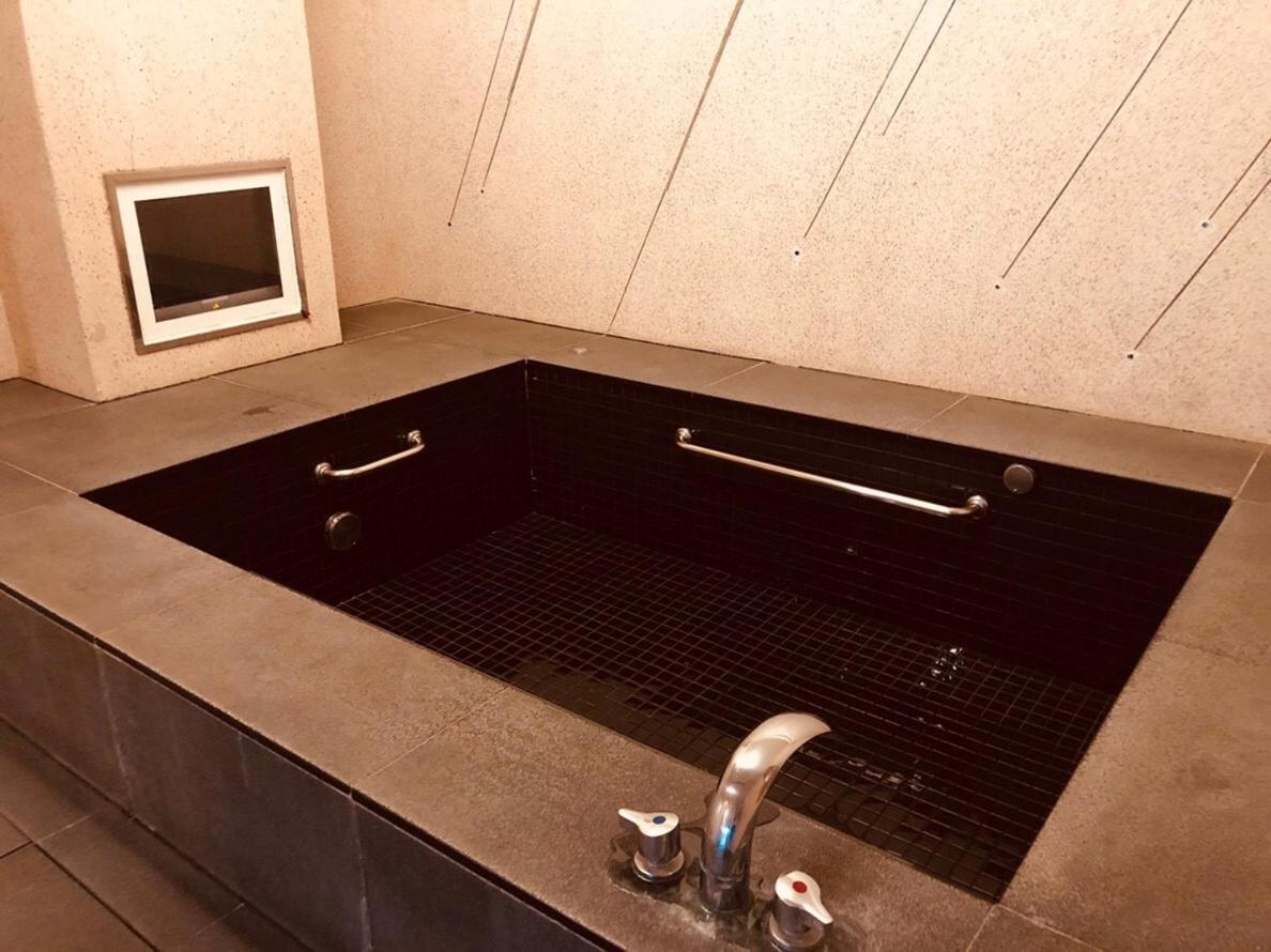 Hip Spa Motel Taichung Buitenkant foto